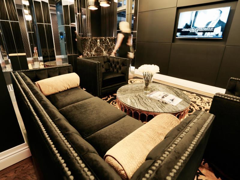 อเล็กส์ เพอร์รี โฮเต็ล แอนด์ อพาร์ตเมนต์ Hotel บริสเบน ภายนอก รูปภาพ